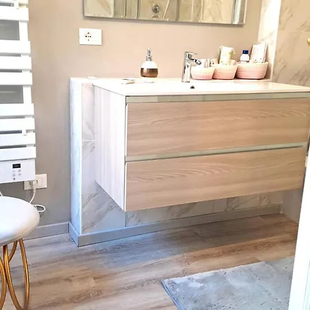 Appartam Liberty In Porta Susa Parcheggio * Torino