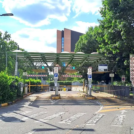 Appartam Liberty In Porta Susa Parcheggio Turin